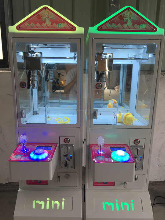 Mini Coin-Operated Mega Small  - Arcade Toy Claw Vending Machine 评论和价格
